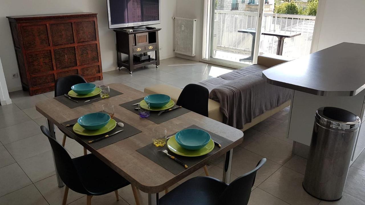 Tres Beau 3 Pieces Spacieux Lumineux Et Climatise نيس المظهر الخارجي الصورة
